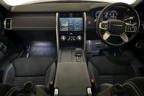 2021 Land Rover Discovery D300 R-Dynamic SE in Byron Blue (1ck)