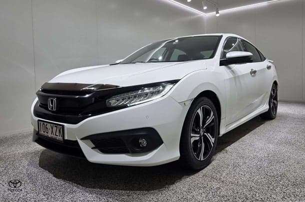 2017 Honda Civic RS in White