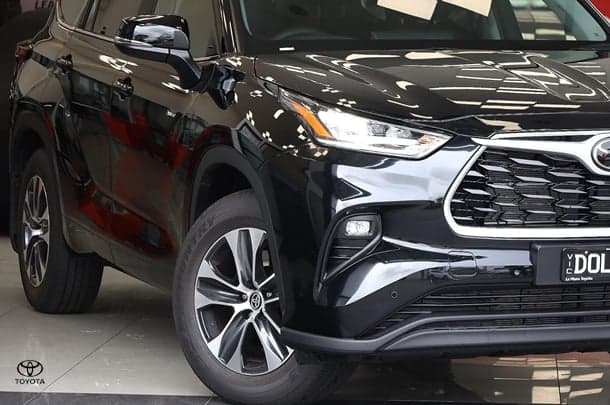 2025 Toyota Kluger GXL AWD in Black