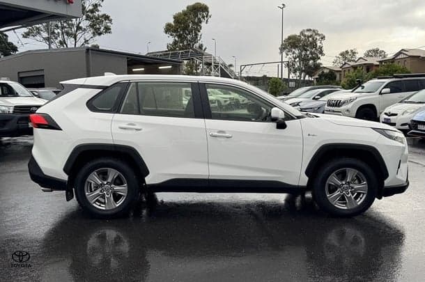 2024 Toyota RAV4 GX in White