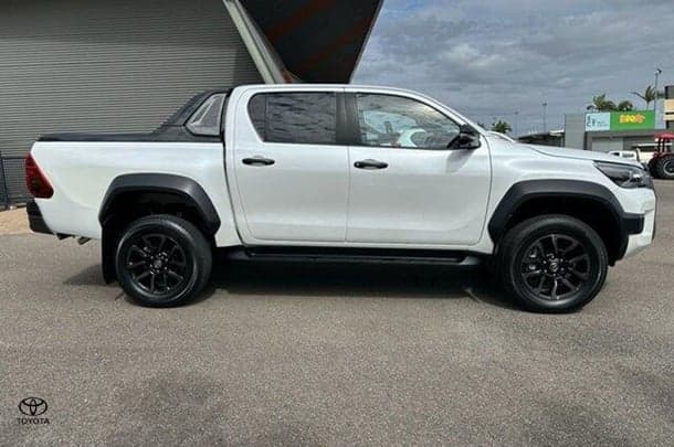 2024 Toyota Hilux Rogue 48V in White