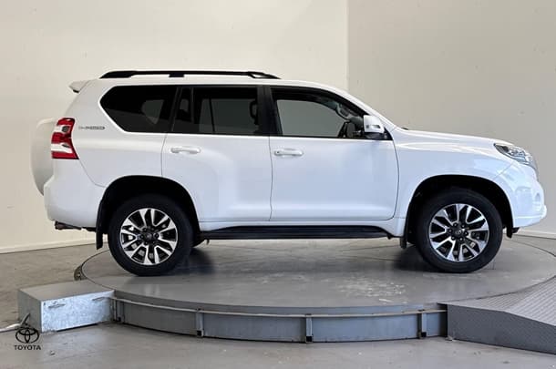 2015 Toyota Landcruiser Prado GXL in White