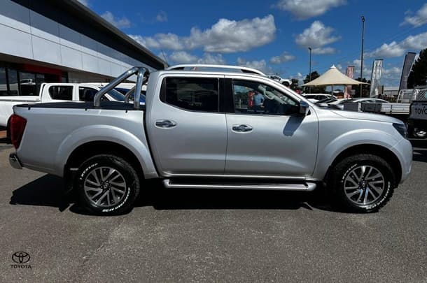 2019 Nissan Navara ST-X in Silver