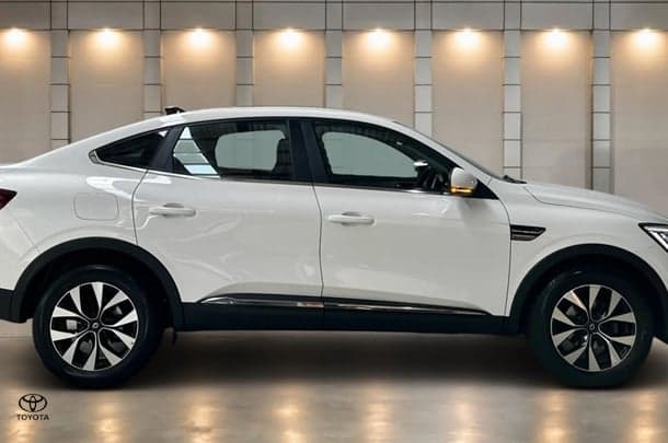 2023 Renault Arkana Zen in White