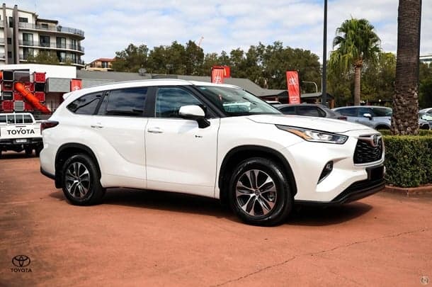 2025 Toyota Kluger GXL AWD in White