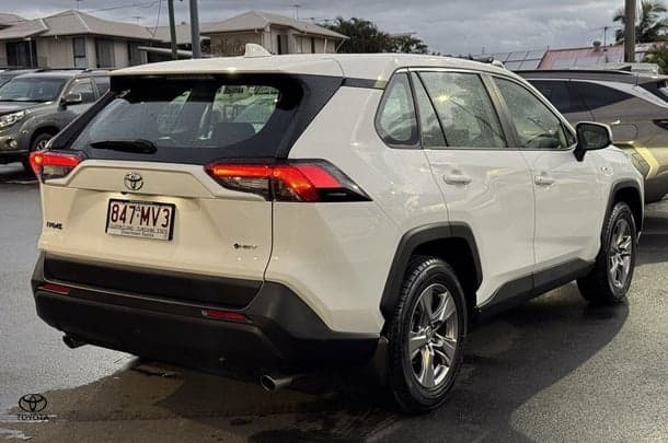 2025 Toyota RAV4 GX in White