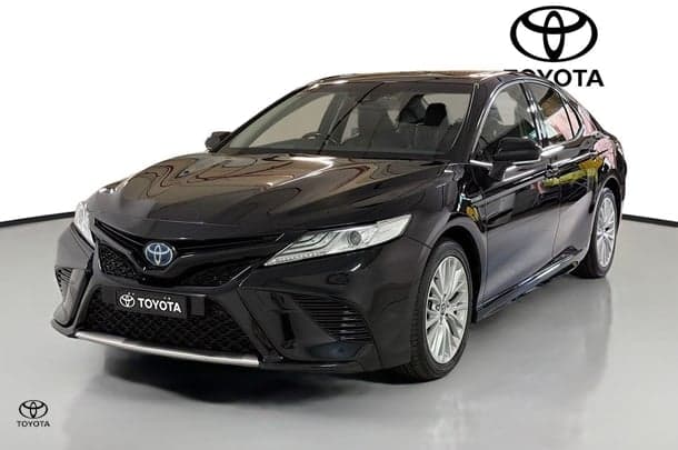 2020 Toyota Camry SL in Black