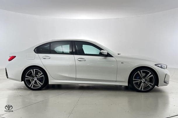 2023 BMW 3 Series 330i M Sport in White