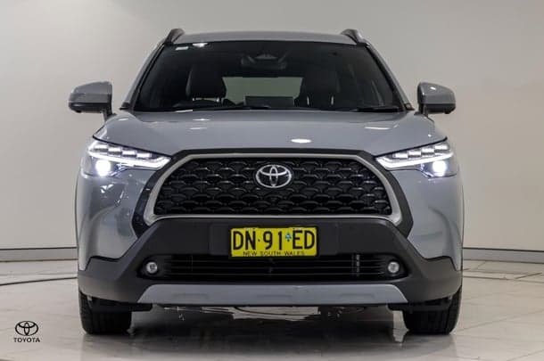 2025 Toyota Corolla Cross GXL in Grey