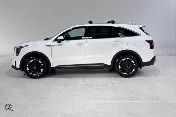 2023 Kia Sorento Sport in White