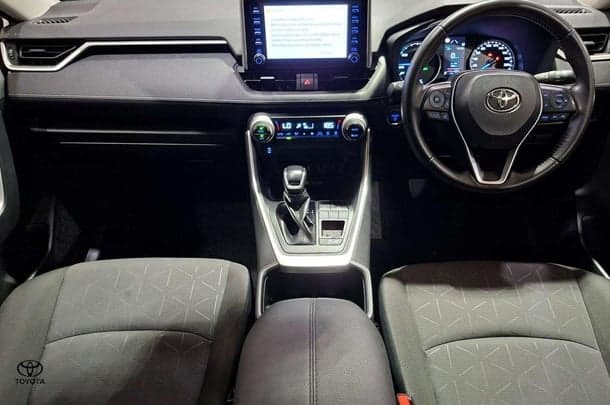 2022 Toyota RAV4 GXL-2WD in White