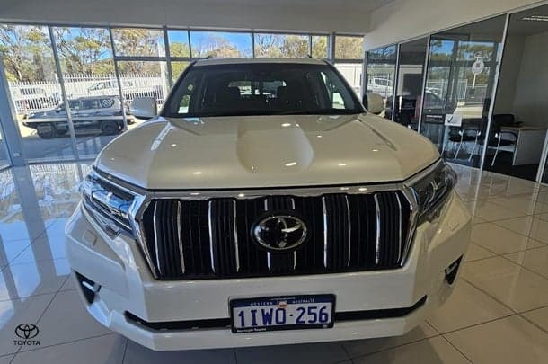 2023 Toyota Landcruiser Prado GXL in White