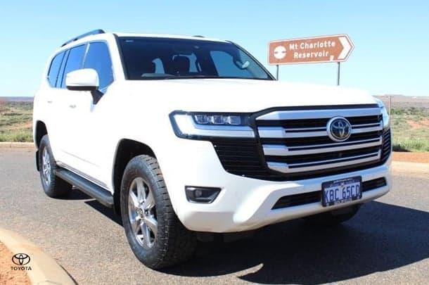 2022 Toyota Landcruiser VX in White
