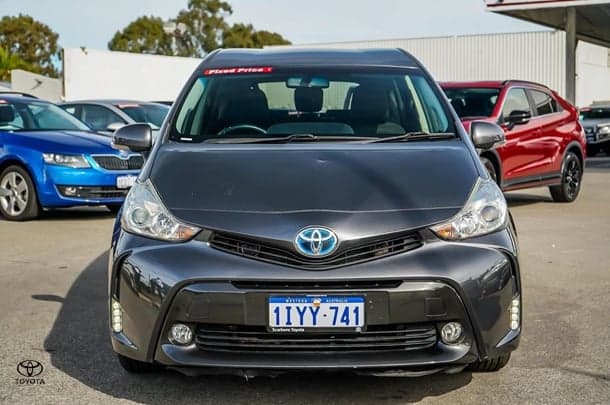 2015 Toyota Prius V PRIUS V [LEVEL 1] in Silver