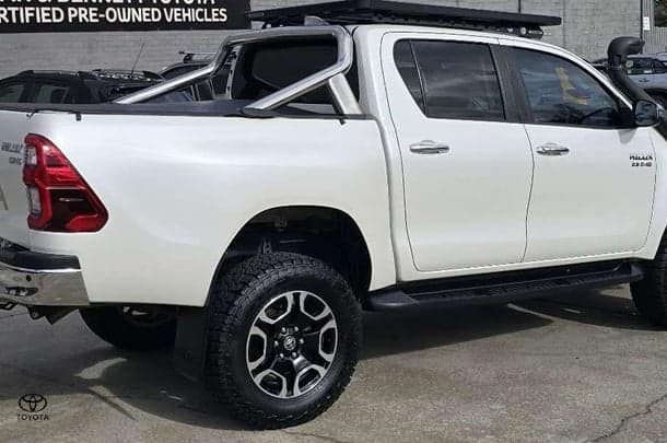 2022 Toyota Hilux SR5 in White