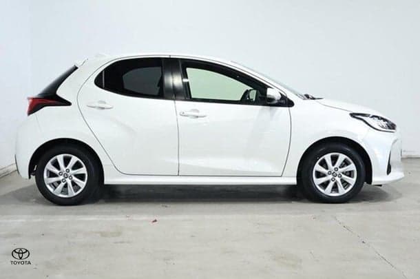 2020 Toyota Yaris SX in White