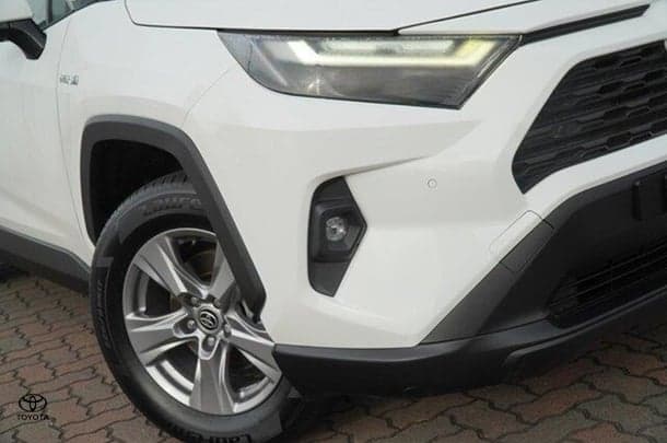 2022 Toyota RAV4 GX in White