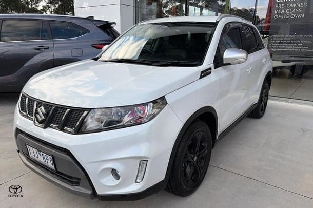 2017 Suzuki Vitara S Turbo in White