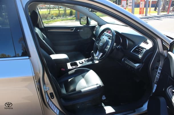 2015 Subaru Outback 3.6R in Grey