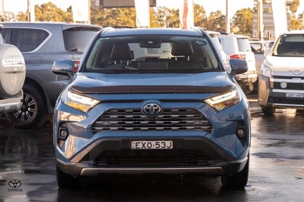 2022 Toyota RAV4 Cruiser in Blue