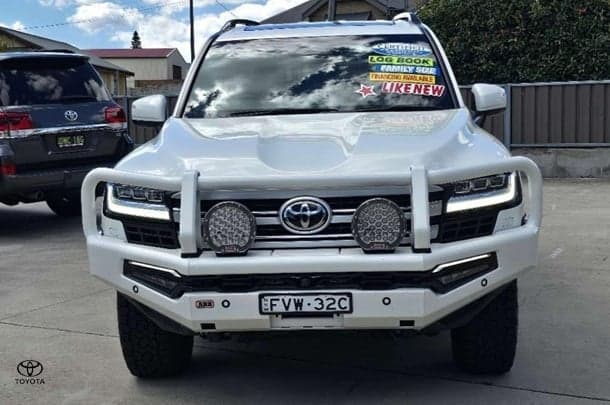 2023 Toyota Landcruiser VX in White