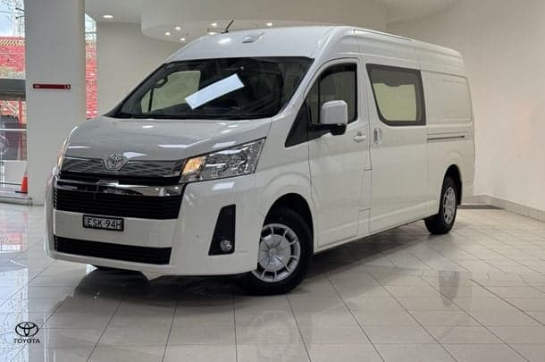 2022 Toyota Hiace Base in White