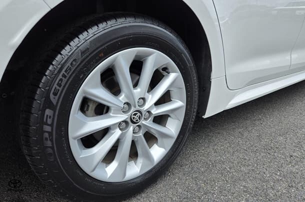 2020 Toyota Corolla Ascent Sport in White