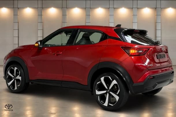 2023 Nissan JUKE ST-L in Red