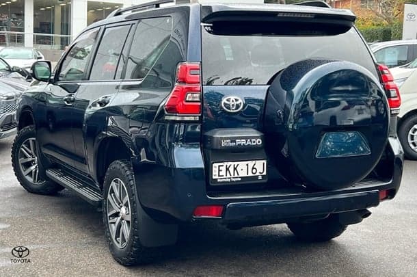 2020 Toyota Landcruiser Prado GXL in Black