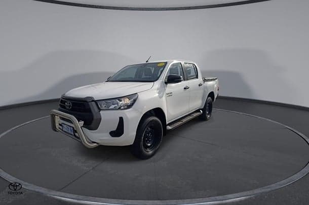 2021 Toyota Hilux SR in White