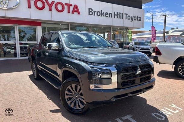 2024 Mitsubishi Triton GLS in Grey