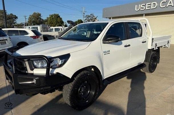 2020 Toyota Hilux SR in White