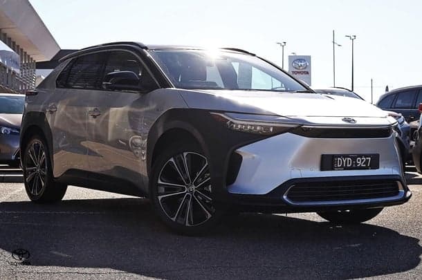 2024 Toyota bZ4X Standard AWD in Two Tone Grey