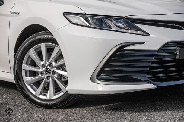 2022 Toyota Camry Ascent in White