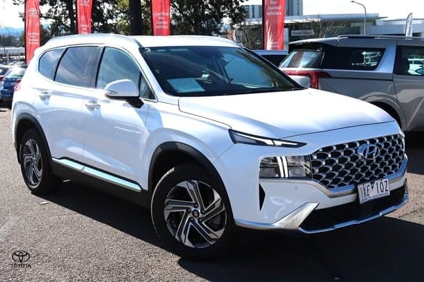 2023 Hyundai Santa Fe Active in White