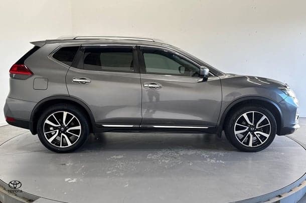 2019 Nissan X-TRAIL Ti in Grey