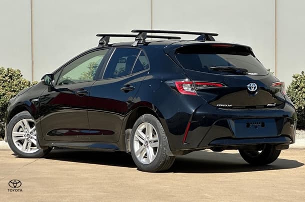 2021 Toyota Corolla SX Hybrid in Black