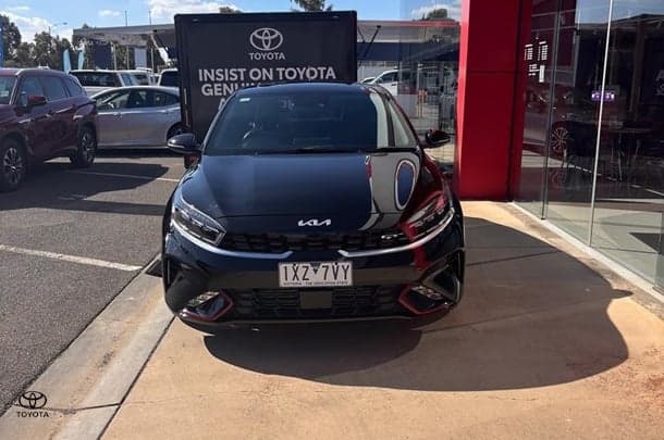 2023 Kia Cerato GT in Black