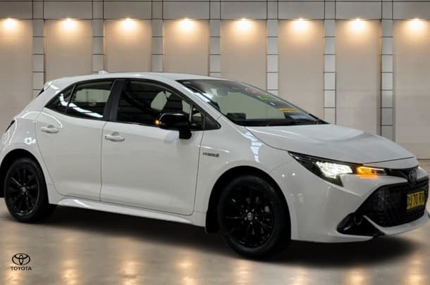 2023 Toyota Corolla Ascent Sport Hybrid in White