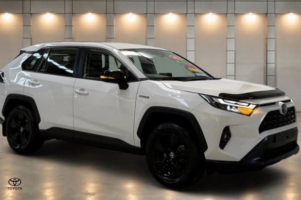 2024 Toyota RAV4 GX in White