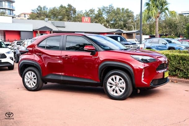 2021 Toyota Yaris Cross GX in Red