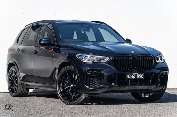 2022 BMW X5 M50i in Black