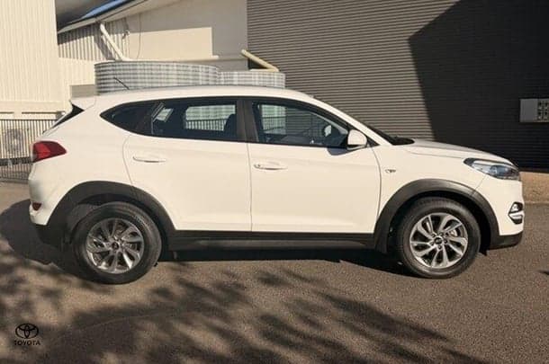 2017 Hyundai Tucson Active in White