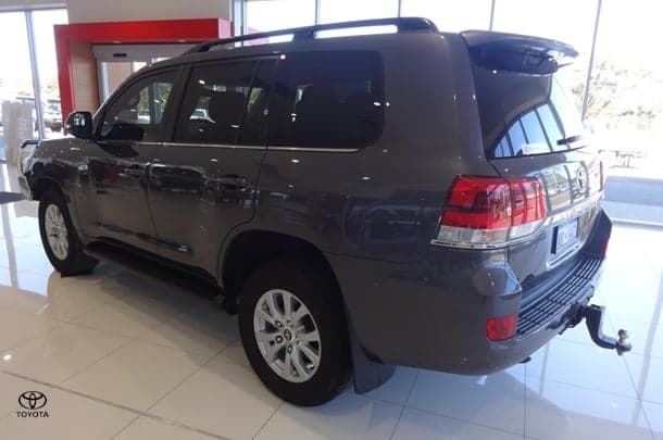 2018 Toyota Landcruiser VX in Silver