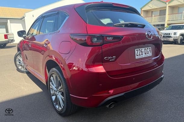 2022 Mazda CX-5 Akera in Red