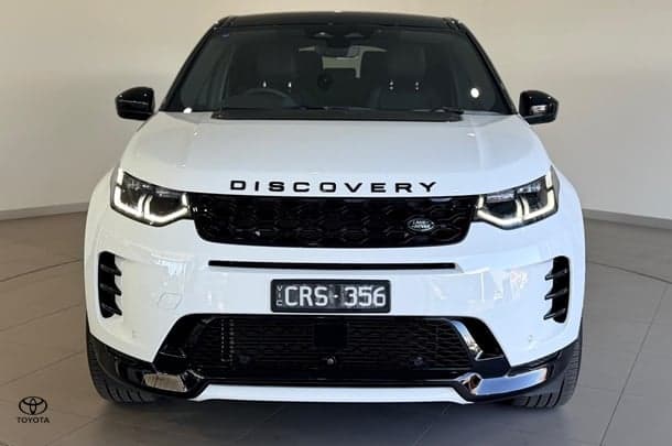2024 Land Rover Discovery Sport P250 Dynamic SE in White