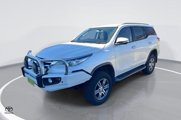 2017 Toyota Fortuner GXL in White