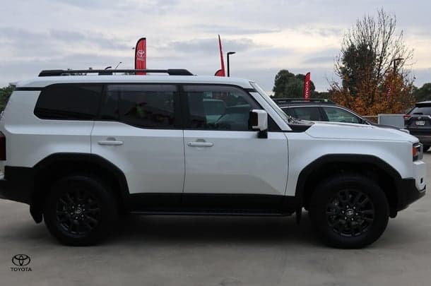 2024 Toyota Landcruiser Prado GXL in White