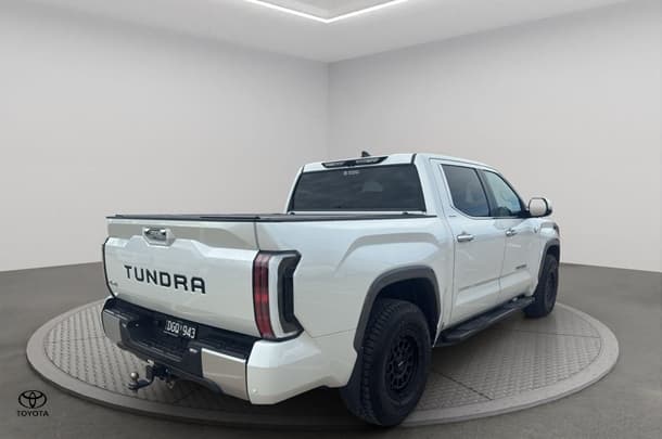 2024 Toyota Tundra Limited in White