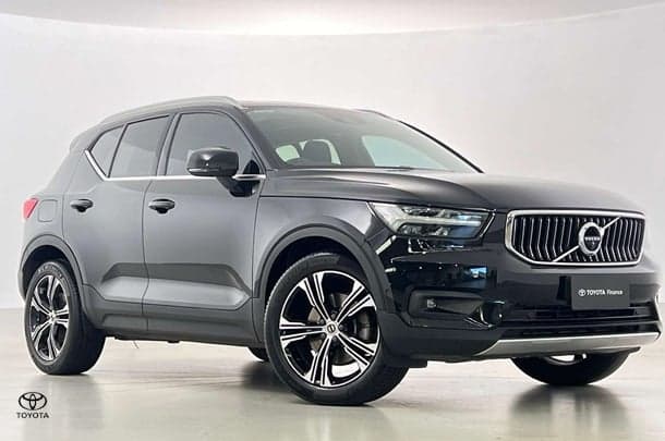 2021 Volvo XC40 T4 Inscription in Black